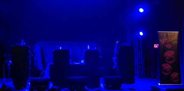 NoSleep Live Stage Set Up